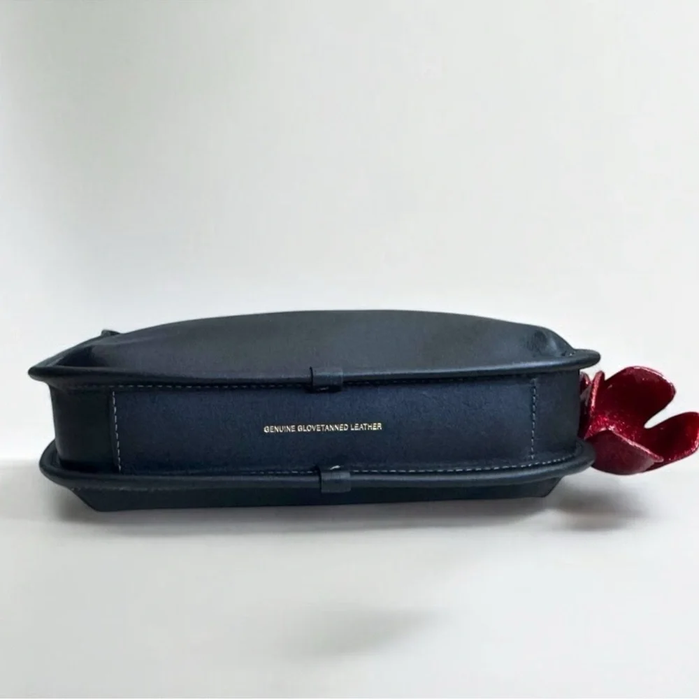 Coach Curve Zip Shoulder Bag Set - Picture 10 of 13